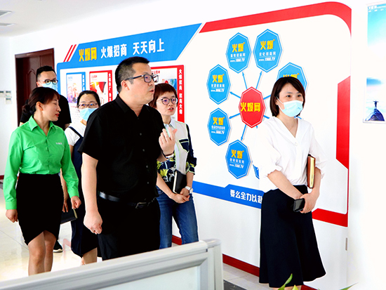 Қgӭ(chung)f(xi)ͬąһWR𱬾W(wng)^죡